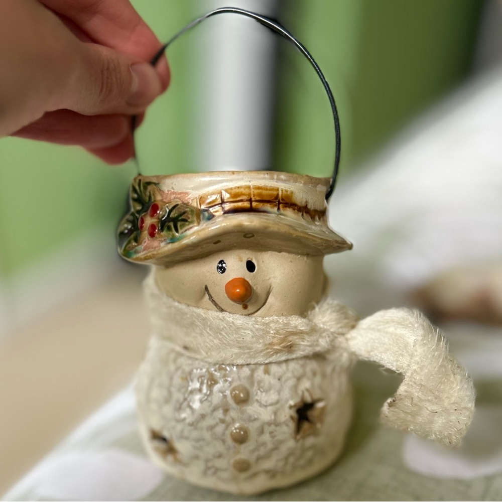 Vintage Snowman Winter Seasonal Festive Pottery Ceramic Tealight Candle Holder - Picture 10 of 12